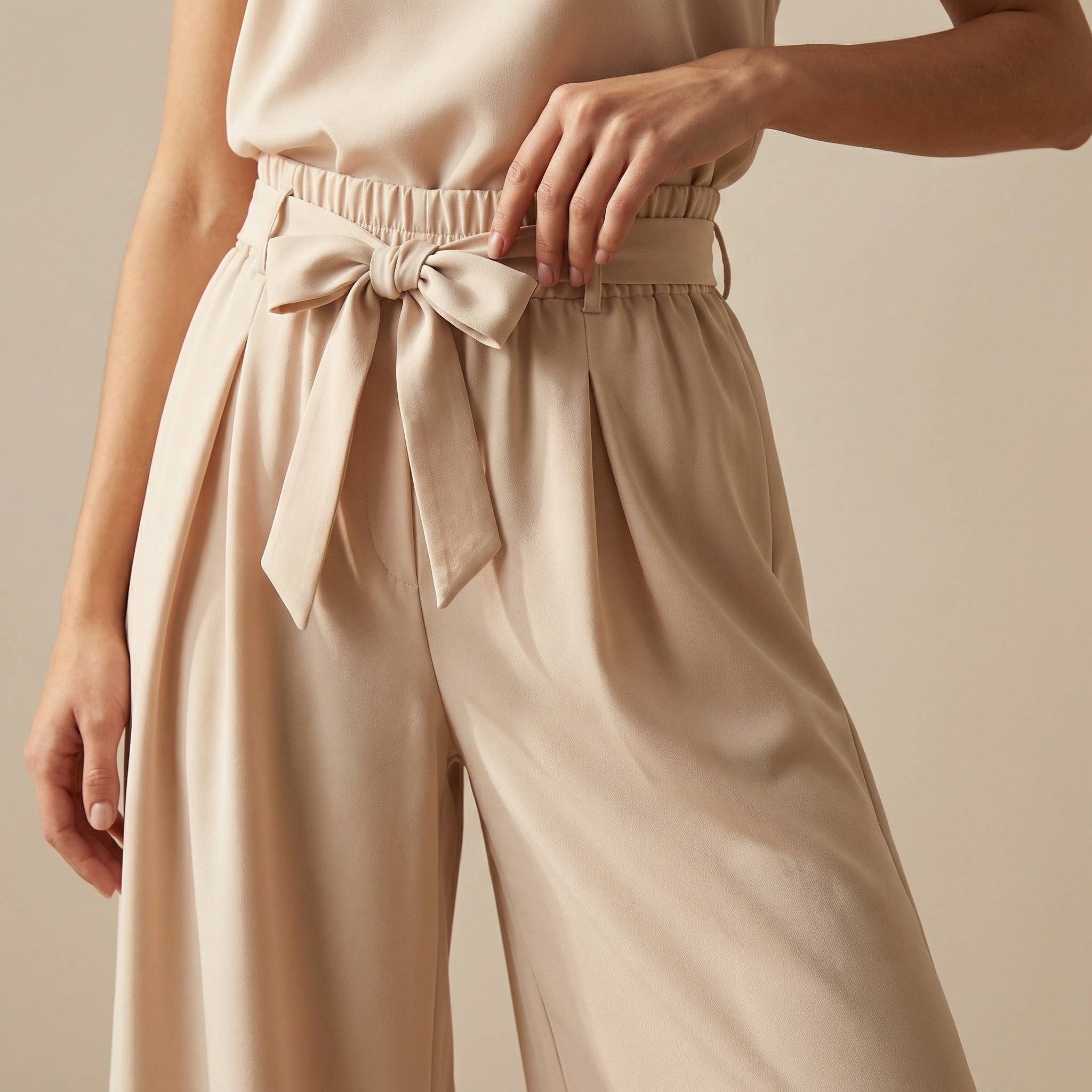 Wide Fluid Pleated Pants with Tie Belt - Image 3